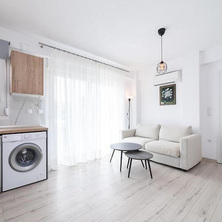 Appartamento Dionysos Residential Complex Ofrínion Esterno foto