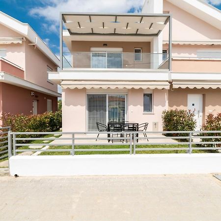 Appartamento Dionysos Residential Complex Ofrínion Esterno foto