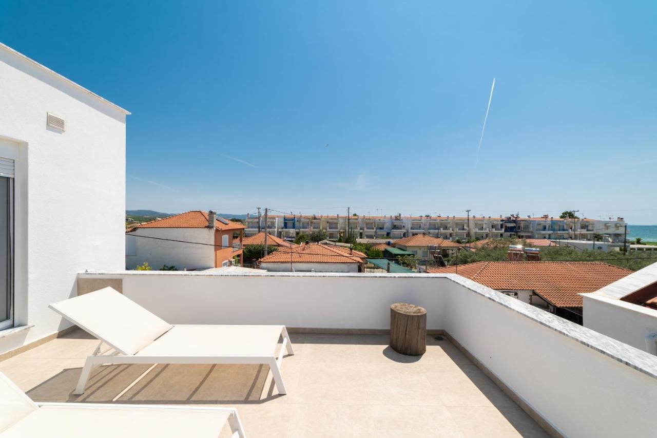 Appartamento Dionysos Residential Complex Ofrínion Esterno foto